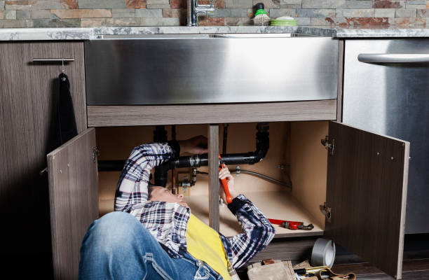 Best Water Leak Repair  in Lakes Of The Four Seasons, IN